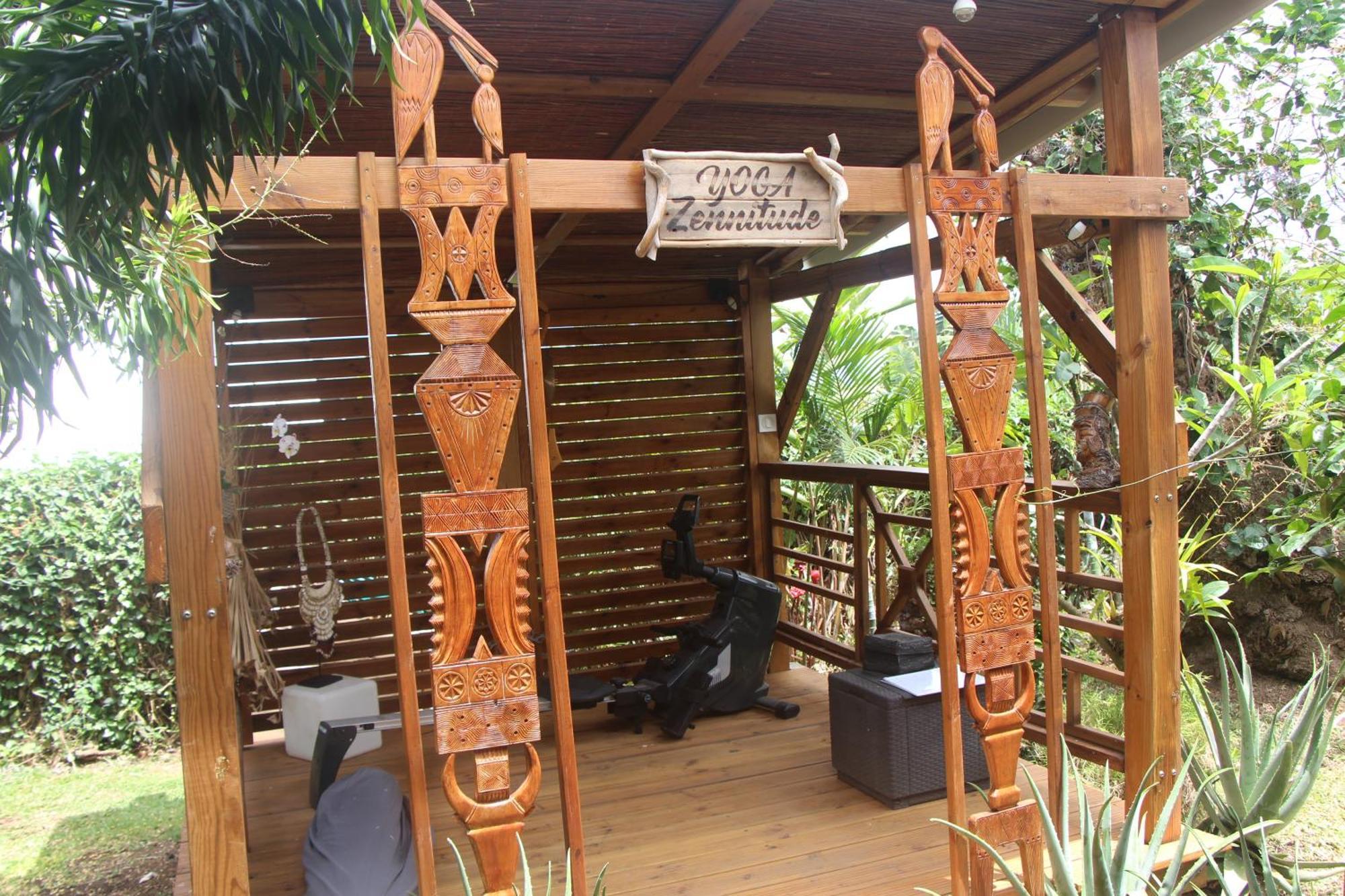 La Liane De Jade 974-Lodge Le Palissandre - Jacuzzi Privatif - Piscine Chauffee Le Bois de Nefles  Zewnętrze zdjęcie